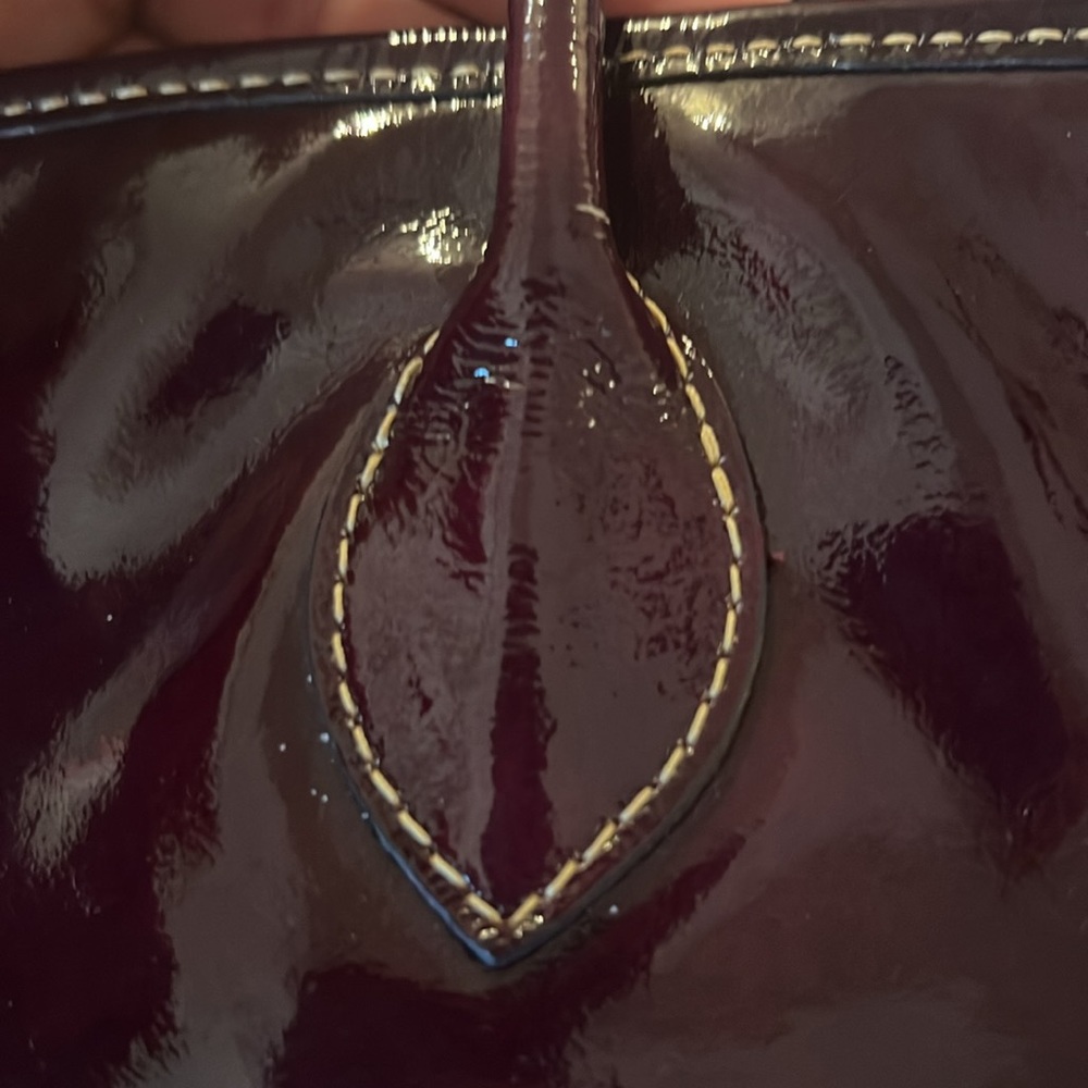 Dooney and bourke patent leather purple purse - Picture 12 of 15
